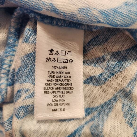 Tahari Womens 100% Linen Blue White Floral Asymmetrical Blouse Size Medium Beach - Picture 6 of 9